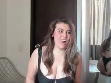 Maxzy_star  live sex cam