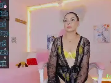 Milfaaura  live sex cam