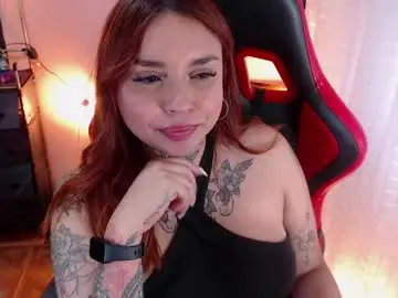 Natykors_m_  live sex cam