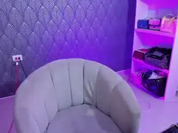 Ravanne1  live sex cam