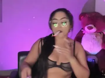 Renatawilsom  live sex cam