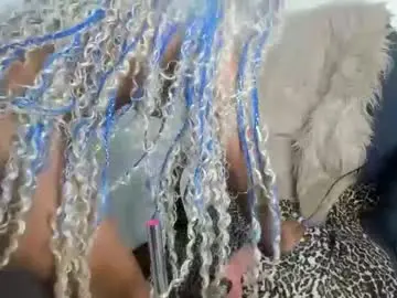 Spicyshante  live sex cam