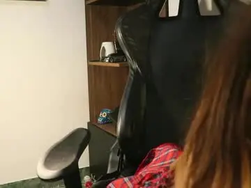 _lucy_white_  live sex cam