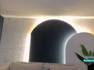 Allisonrogersx  live sex cam