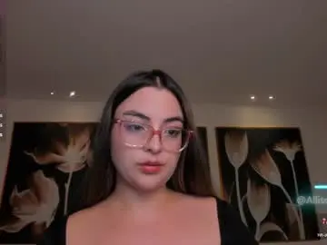 Allisonrogersx  live sex cam
