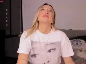 April_se  live sex cam