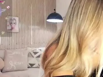 April_se  live sex cam