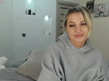 Babydollysx  live sex cam