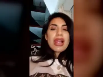Bethierusse  live sex cam