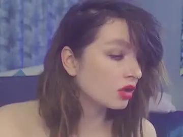 Britneybarker  live sex cam