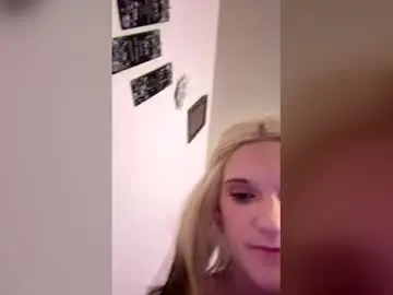 Daddysexoticgirl  live sex cam