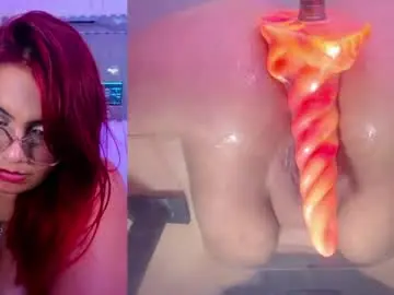 Dannascully  live sex cam