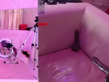 Dannascully  live sex cam