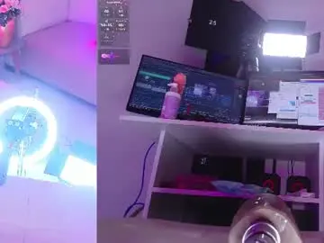 Dannascully  live sex cam