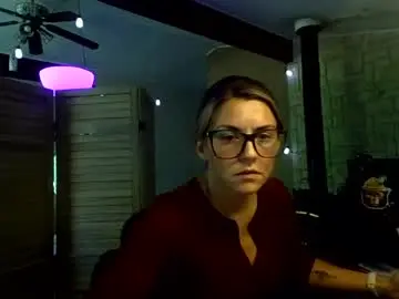 Itsmesophie_x  live sex cam