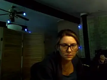 Itsmesophie_x  live sex cam