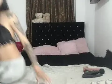 Julieta_jonez_  live sex cam