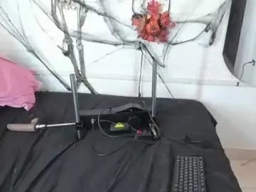 Lady_lucy69  live sex cam
