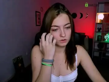 Lakki_spy  live sex cam