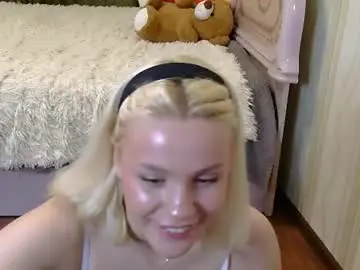 Luvolii  live sex cam