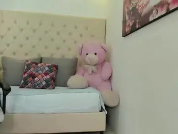 Momo_ayasse  live sex cam