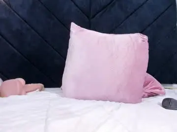 Momo_ayasse  live sex cam