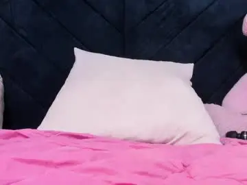 Momo_ayasse  live sex cam