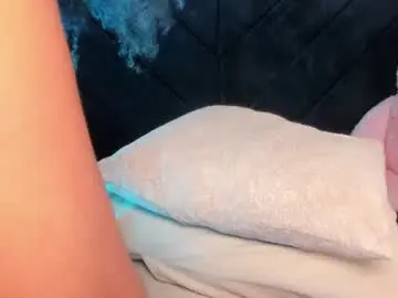 Momo_ayasse  live sex cam