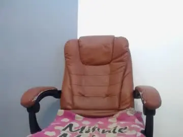Sarayandcamilofon  live sex cam