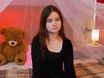 Strawbunnybite  live sex cam