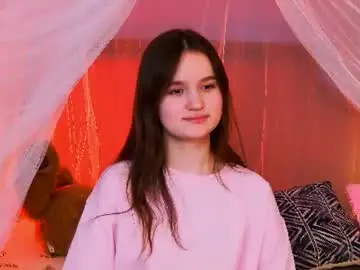 Strawbunnybite  live sex cam