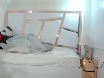 Tatikanyx  live sex cam