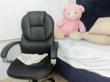 Tatikanyx  live sex cam