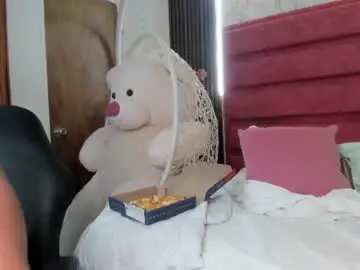 Tatikanyx  live sex cam