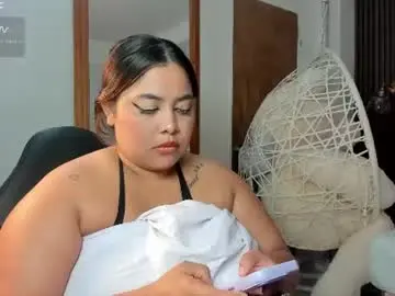 Tatikanyx  live sex cam