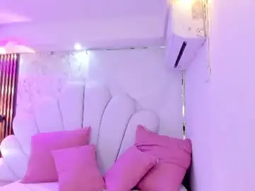 Tatikanyx  live sex cam
