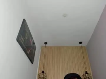 Alahiaevansz  live sex cam