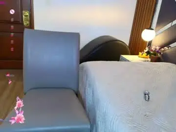 Ambaross  live sex cam