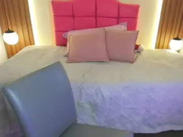 Ambaross  live sex cam