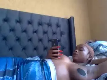 Bootyqueen880172  live sex cam