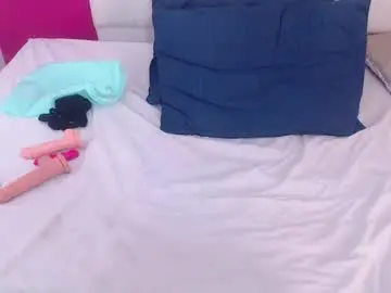 Fat_naughtyass  live sex cam