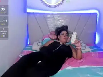 Latinamav22  live sex cam