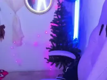 Latinamav22  live sex cam