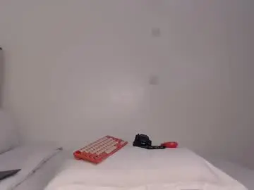 Lunasilk  live sex cam