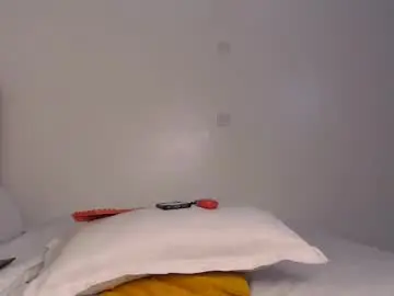 Lunasilk  live sex cam