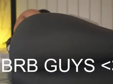 Mia_coliin  live sex cam