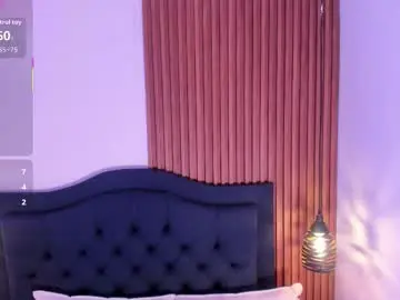 Sara_stone17  live sex cam