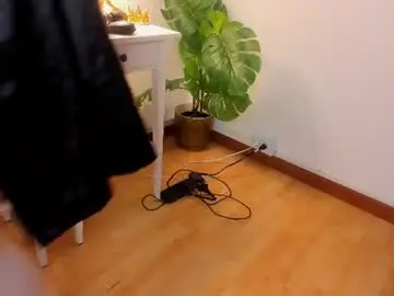 Valka_collins  live sex cam