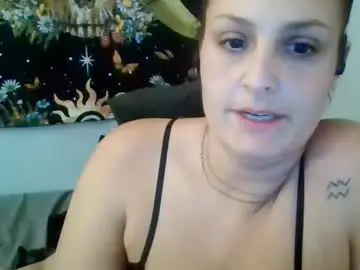 Xxxmistymoansxxx  live sex cam