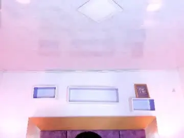 Bigboobsastrid  live sex cam